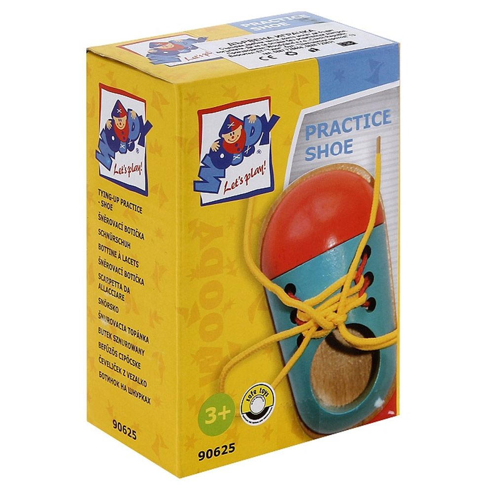 Дървена обувка с връзки за връзване