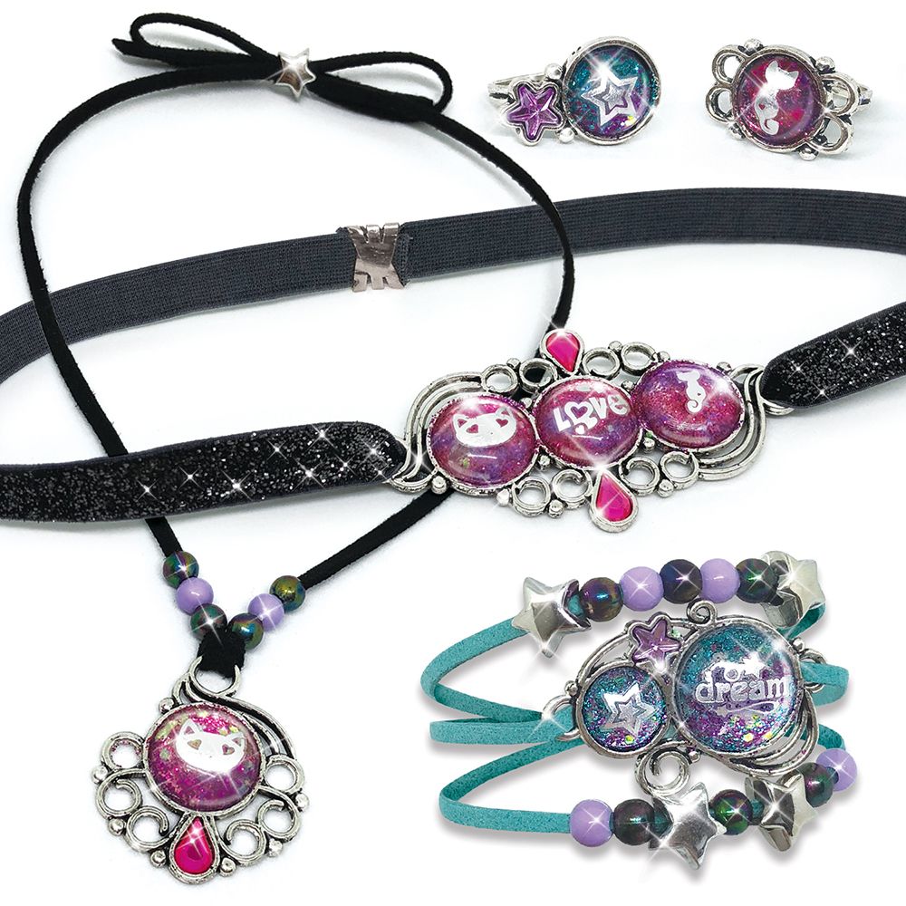 Блестящи космически бижута, Небулия